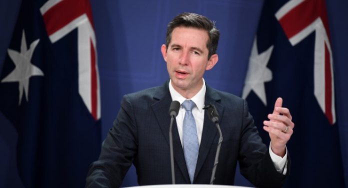 Simon Birmingham ASEAN pacific US China trade war trade deal