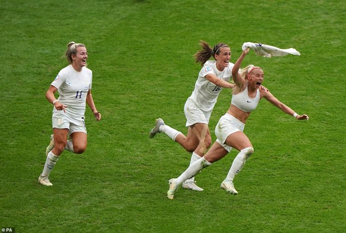 England's Chloe Kelly celebrates scoring their side's second goal of the game during the UEFA Women's Euro 2022 final at Wembley Stadium